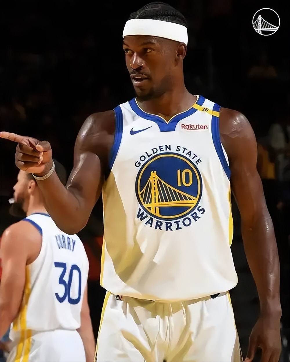 包含重返赛场首场状态出色，快船观众沸腾！，巴特勒重返赛场全场沸腾不已的词条开云