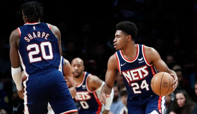  穆古鲁扎泳装 开云首页