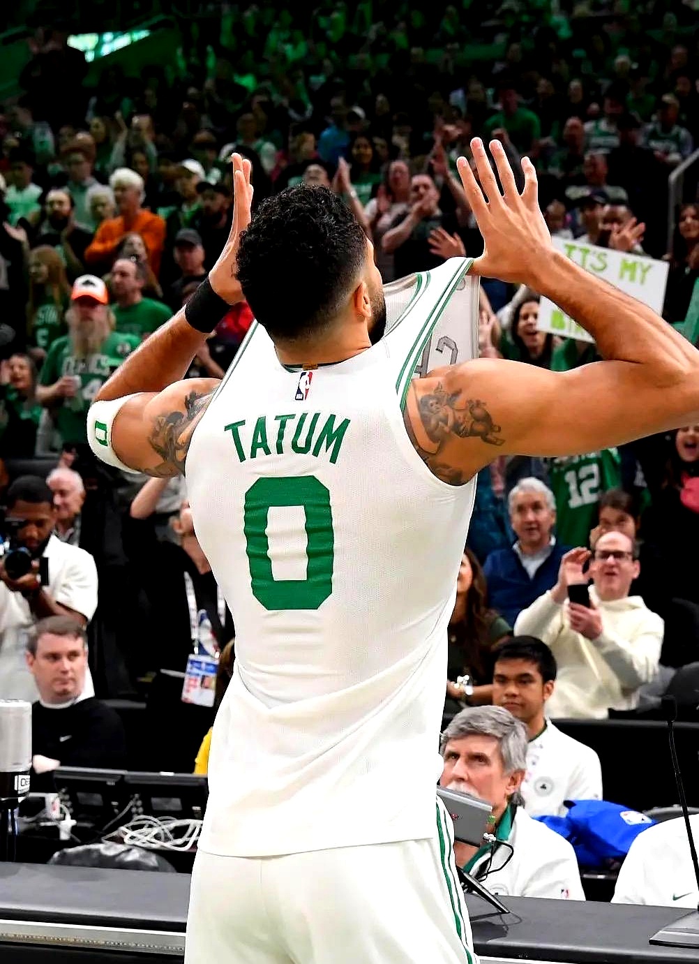 关于塔图姆遭遇十五连败，德国队教练面临压力！的信息开云娱乐平台