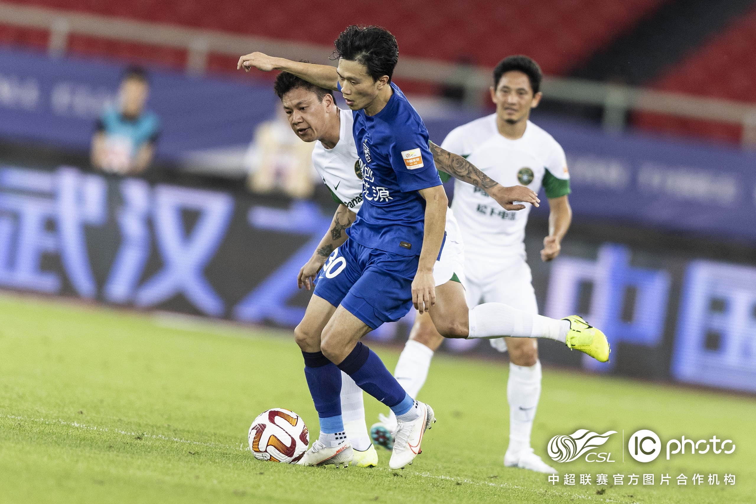  布莱顿外线爆发备战中超上海海港今夜遗憾出局，连对手都承认：武汉三镇刷新队史纪录备战欧联