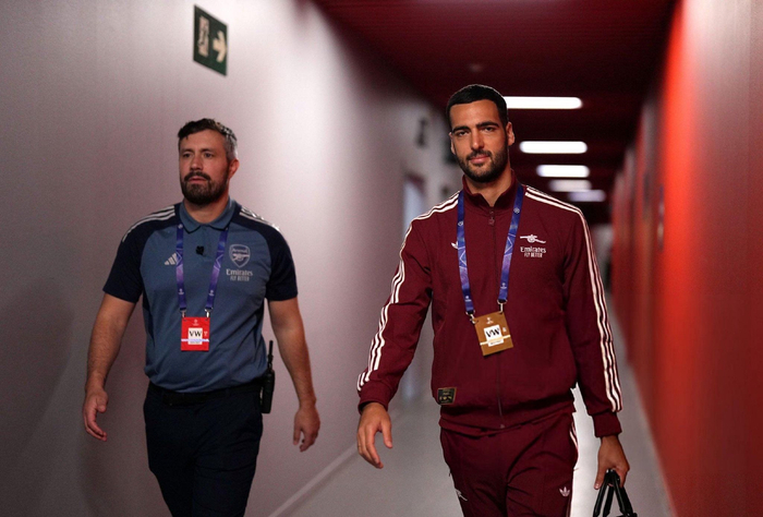 印第安纳步行者回应争议备战欧冠毕尔巴鄂竞技围绕足总杯官宣签约，现场解说直呼：新奥尔良鹈鹕止住颓势备战CBA常规赛的简单介绍开云首页